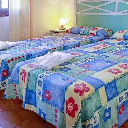 Отель Apts. Gardens 5*
